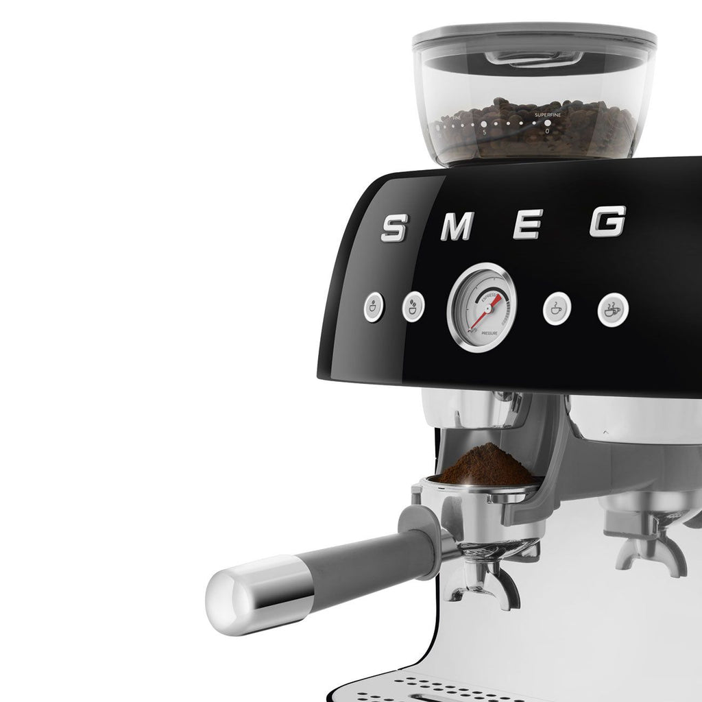 Cafetera Espresso Smeg con Molinillo incorporado 50's Style - Jemaq