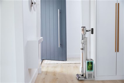 Aspiradora de escoba sin cable sharck + vaciado automático.