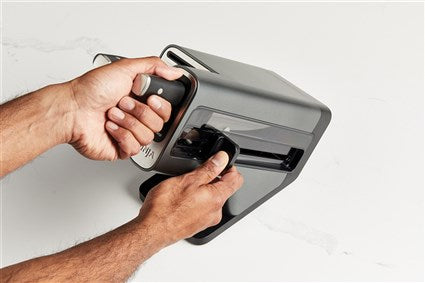 Taco de cuchillos con afilador incorporado