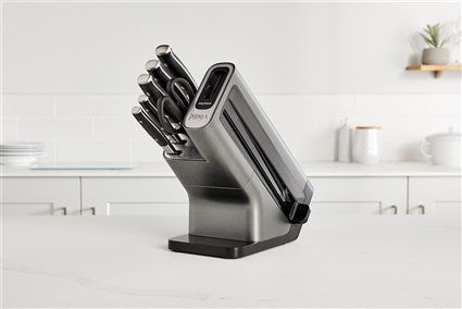 Taco de cuchillos con afilador incorporado