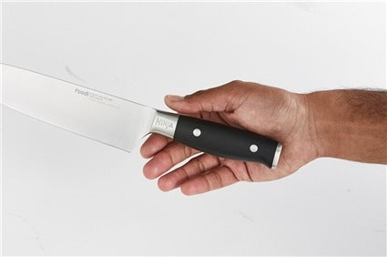 Taco de cuchillos con afilador incorporado